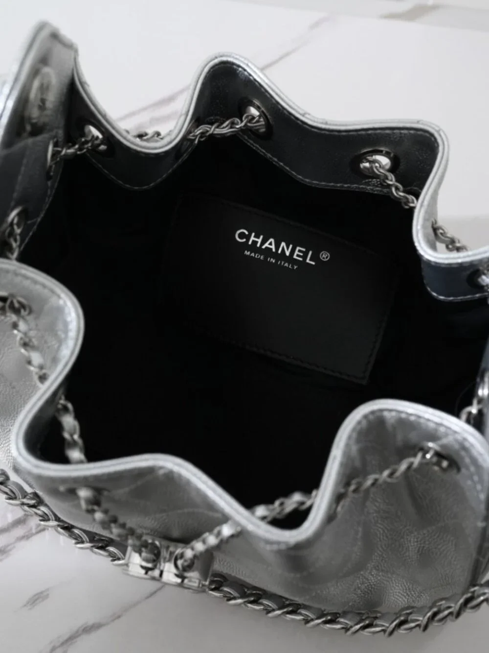Classic CHANEL Bags: A Stylish and Versatile Choice for Elegance